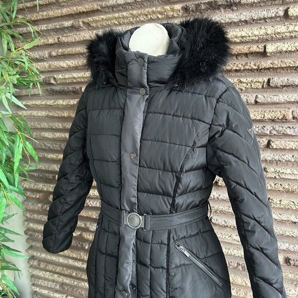 Guess Black Midweight Belted Puffer Jacket With Removable Fur Trim Size M - Picture 12 of 14